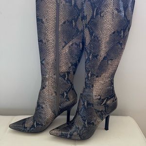 Boots faux snake